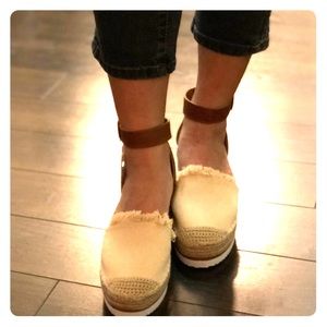 Brand new Nautica Espadrille Wedge size 8